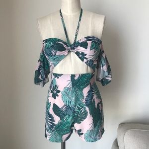 [LF] Green Leaf Open Front Romper